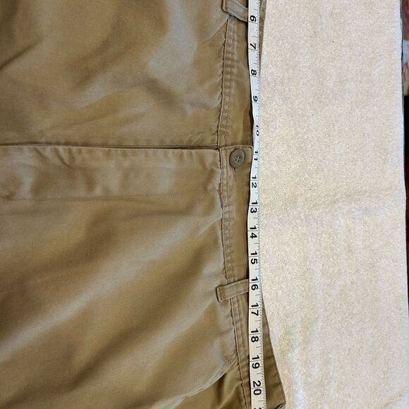 Adjustable waist size XLarge 39 inches to 42 Men's Tan Cargo Pant good condition - Picture 4 of 7
